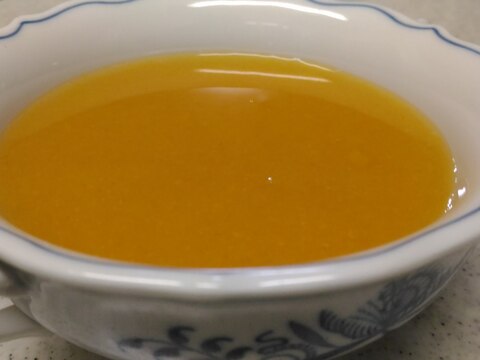 人参とキャベツ、エノキの冷製スープ